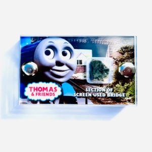 thomas-friends-thomas-the-tank-engine-section-of-screen-used-bridge-from-the-series-mini-display